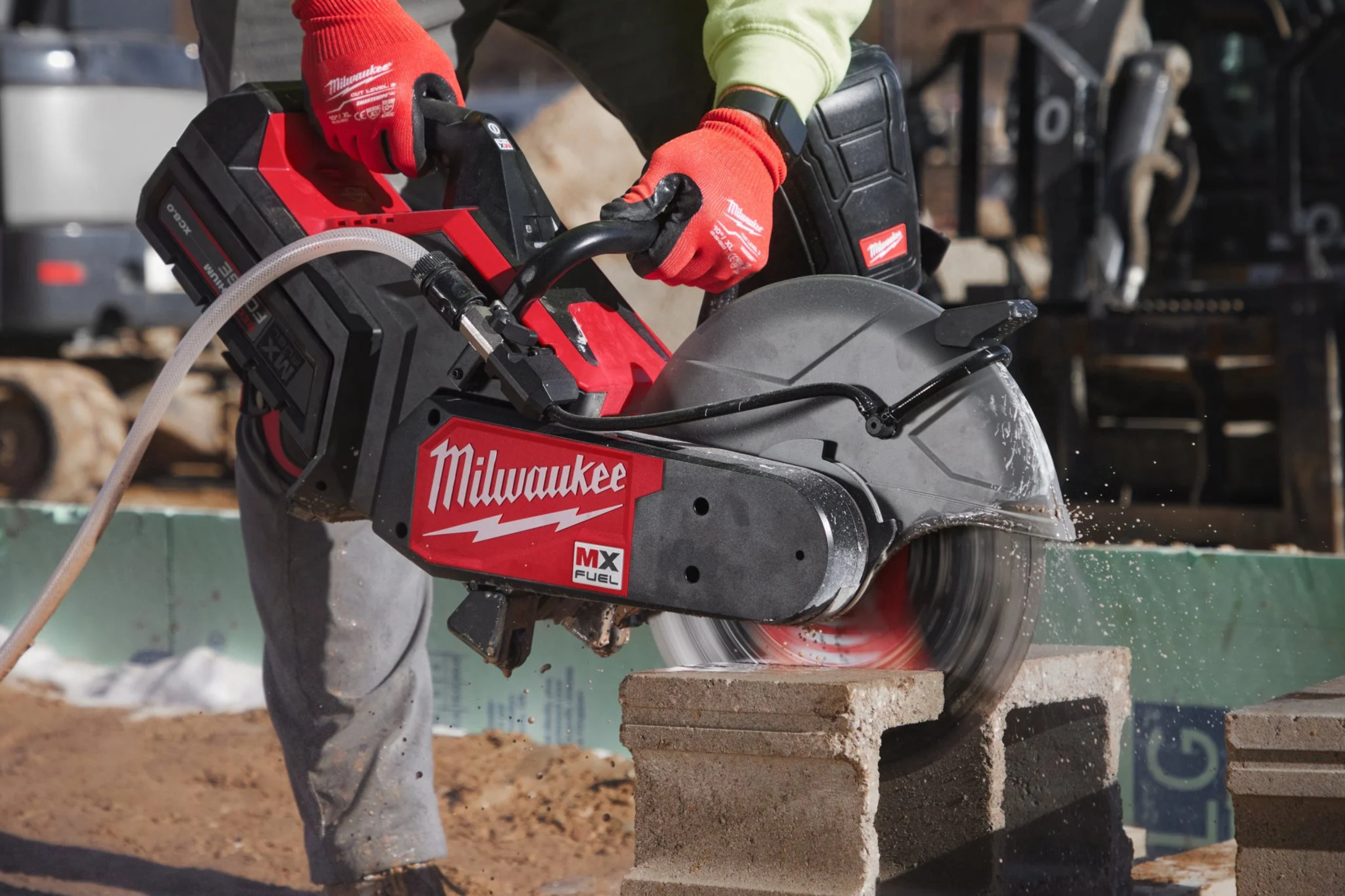 MX FUEL™: Emissionsfrei Beton schneiden