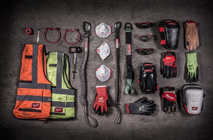 PERSÖNLICHE SCHUTZSAUSRÜSTUNG